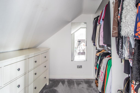 Walk-in Wardrobe
