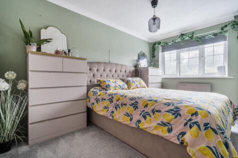 1362993-4-68dfc65...