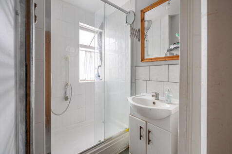 1384054-15-692829...