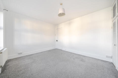 1377116-10-6929a3...