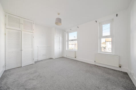 1377116-8-6929a3c...