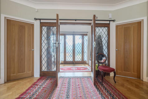 1359689-7-68d6d37...