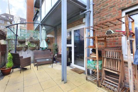 property in Great Chart Street, 
Battersea, SW11