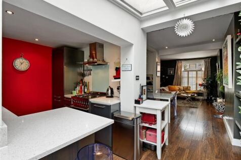 Kitchen/Lounge