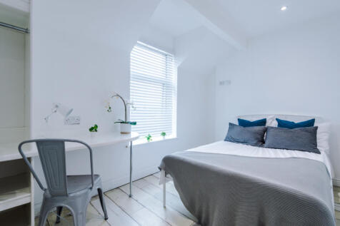 27 Gladstone Terrace bedroom 12