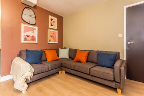 Flat 11, Crossgate Lofts, Living Room 3