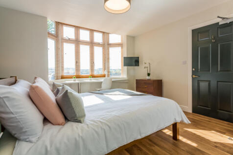 St Hilds Flat 1 bedroom 9