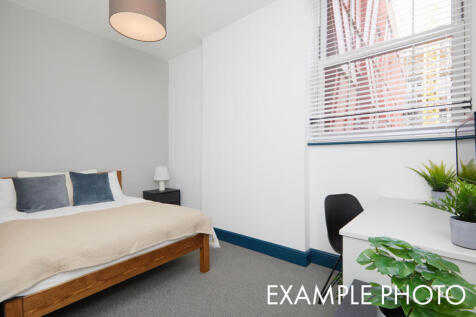 Flat 24, Shoe and Boot, Example 10
