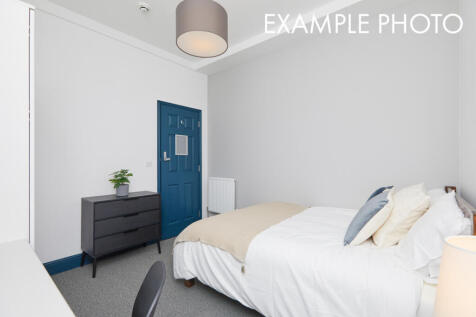 Flat 24, Shoe and Boot, Example 6