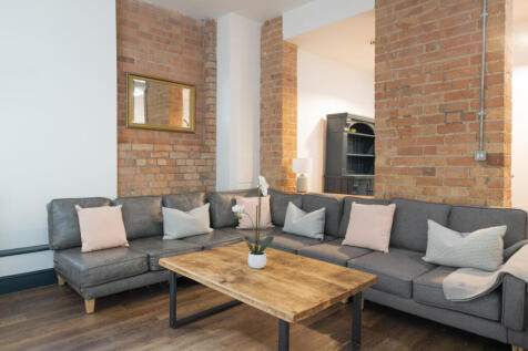 Flat 9, Shoe &amp; Boot, Living Room 2