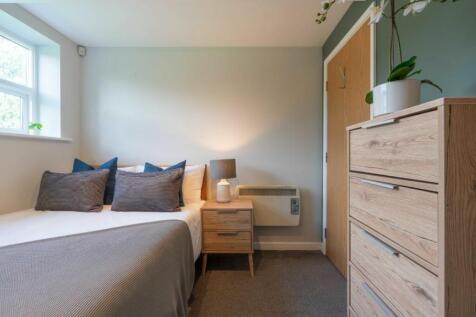 SYF6 - Bedroom
