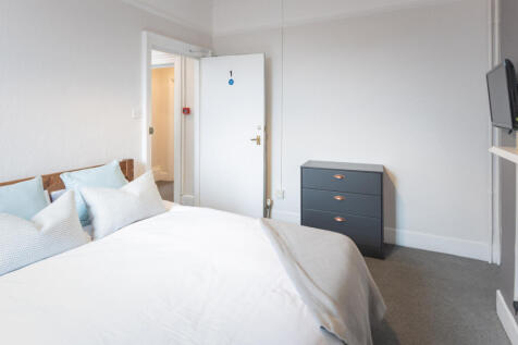 90 Pennsylvania, Bedroom 2