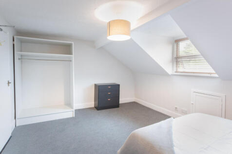 90 Pennsylvania, Bedroom 4