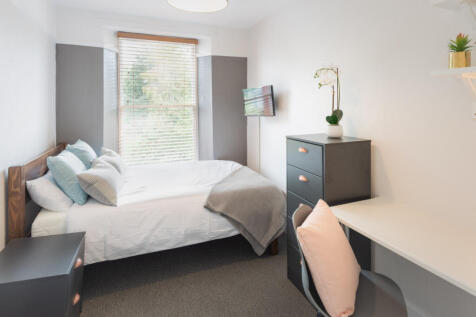 90 Pennsylvania, Bedroom 6