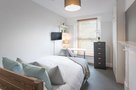 90 Pennsylvania, Bedroom 8