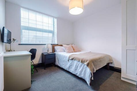 Flat V, HF, Bedroom 12