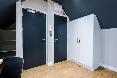 Flat 17, UNW, 11