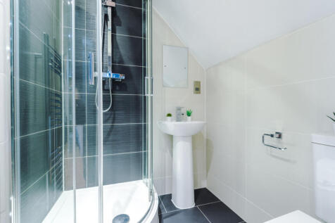 Flat 17, UNW, 12