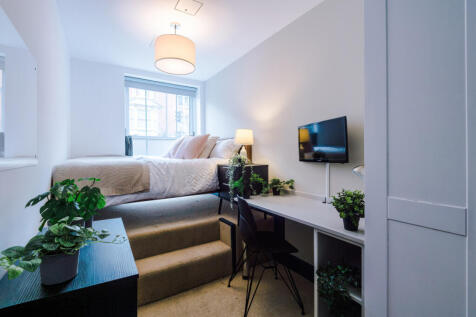 Flat 3, Shoe and Boot, Bedroom 11
