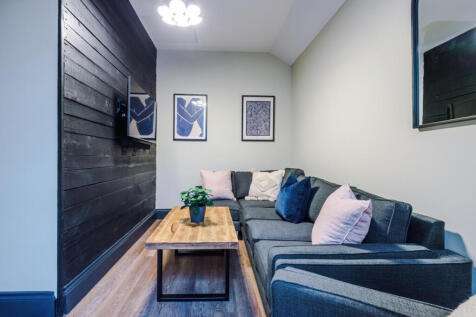 Flat K, HF, Living Room 2