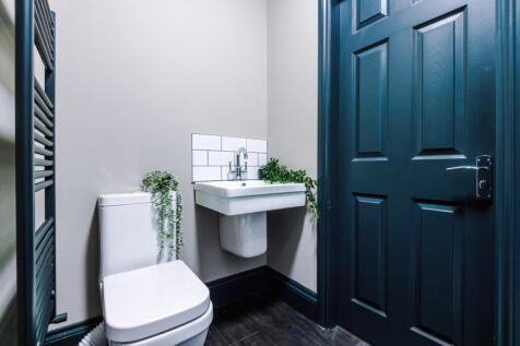 Flat K, HF, Bathroom 5