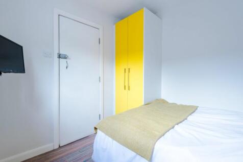 27CS Bedroom