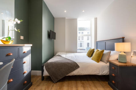 Flat 2, 124 Walter Road Bedroom 5