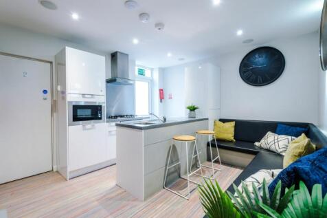 5HS Living Area