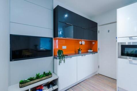 5HS Kitchen