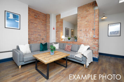 Flat 19, Shoe and Boot, Example 2