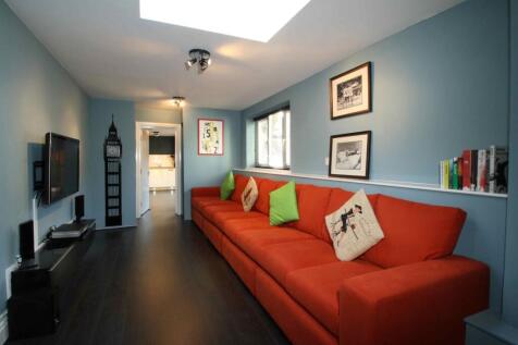70WS Sitting Room