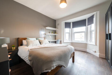 107 Mount Pleasant, Bedroom 1