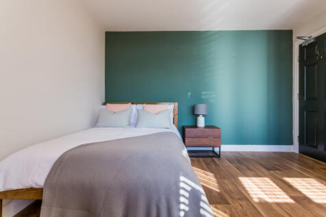 St Hilds Flat 2 bedroom 10