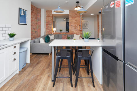 Shoe &amp; Boot Factory, Flat 14 Kitchen 1