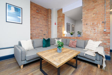 Shoe &amp; Boot Factory, Flat 14 Living Room 4