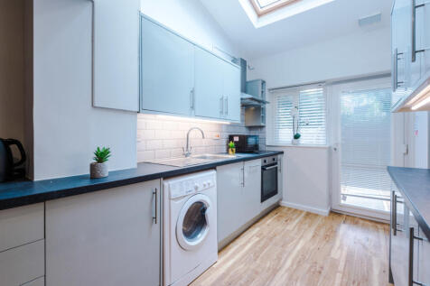 60b Derby, Kitchen 2