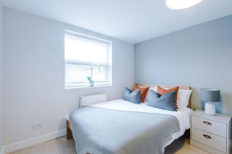 32CR - Bedroom 7