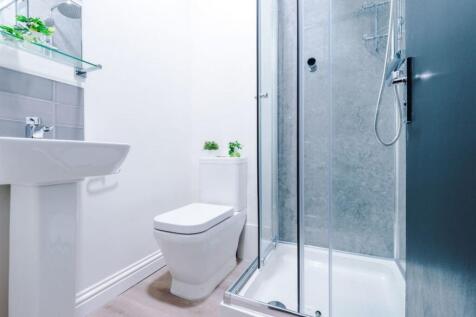 77DR - Bathroom