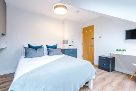 74GA - Bedroom