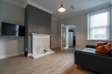 19GL - Living Area