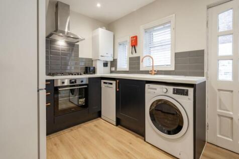 19GL - Kitchen