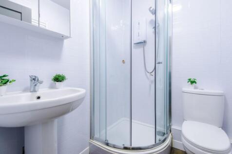 44BTF2 - Bathroom