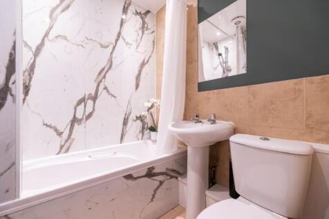 57DS - Bathroom