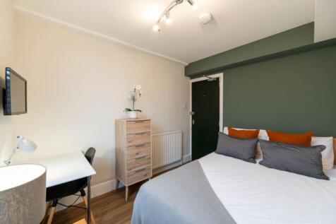 57DS - Bedroom