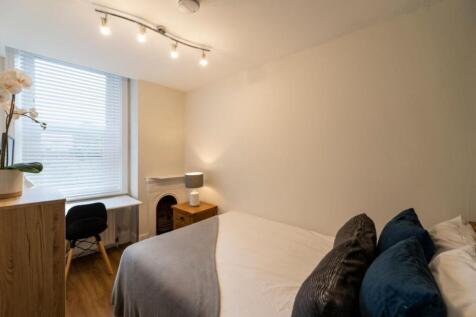 57DS - Bedroom