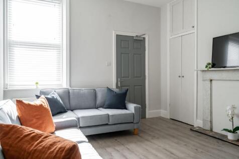 5CA - Living Area