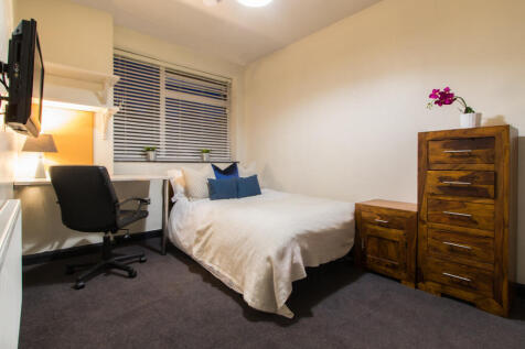 96FS Bedroom