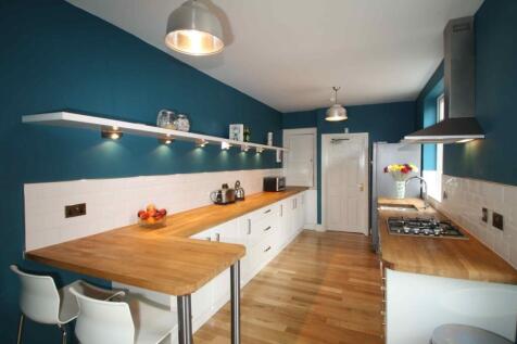 122PR Kitchen 2