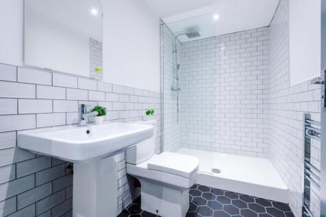 70 Langton Road Bathroom 6