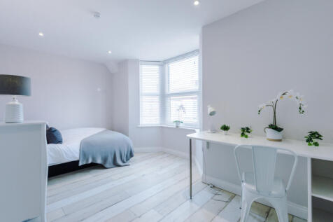 70 Langton Road Bedroom 21